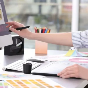 Curso de diseño gráfico avanzado y aplicaciones Illustrator